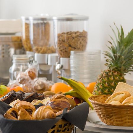 Hotel Marfil Sant Antoni de Portmany Екстериор снимка